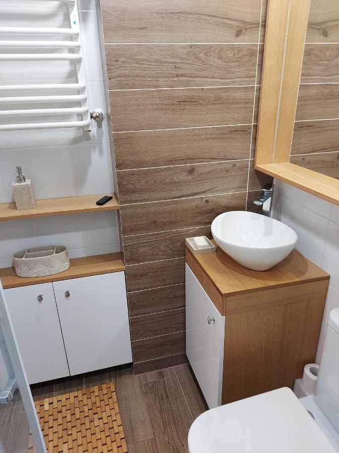 Apartament Ogrody/Jezyce Poznan Ngoại thất bức ảnh